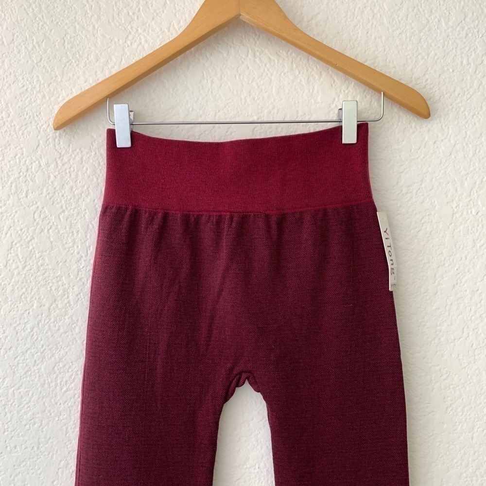 Yi Tong | Maroon Red Cotton Blend Knit Leggings - Picture 3 of 12